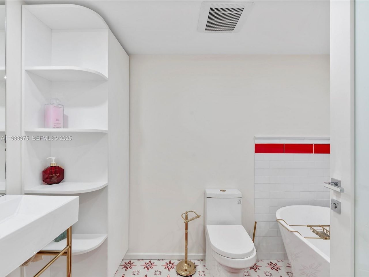 8877 Collins Ave , Unit 704, Surfside, FL 33154 Photo