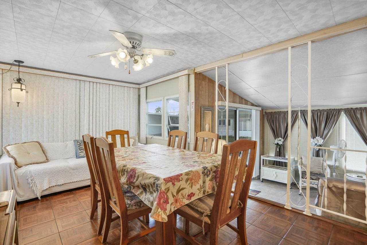 8573 SW 16th Street, Davie, FL 33324 Photo