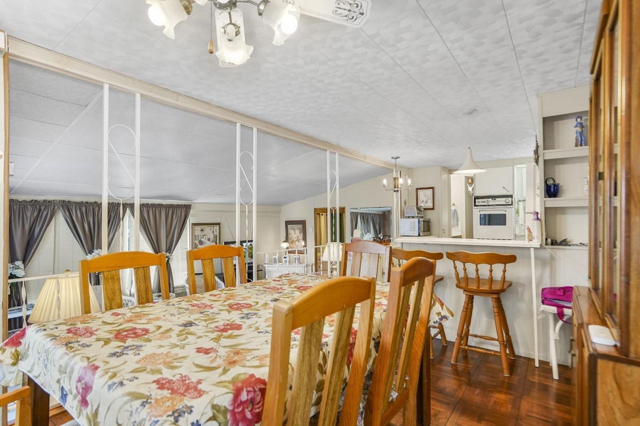 8573 SW 16th Street, Davie, FL 33324 Photo