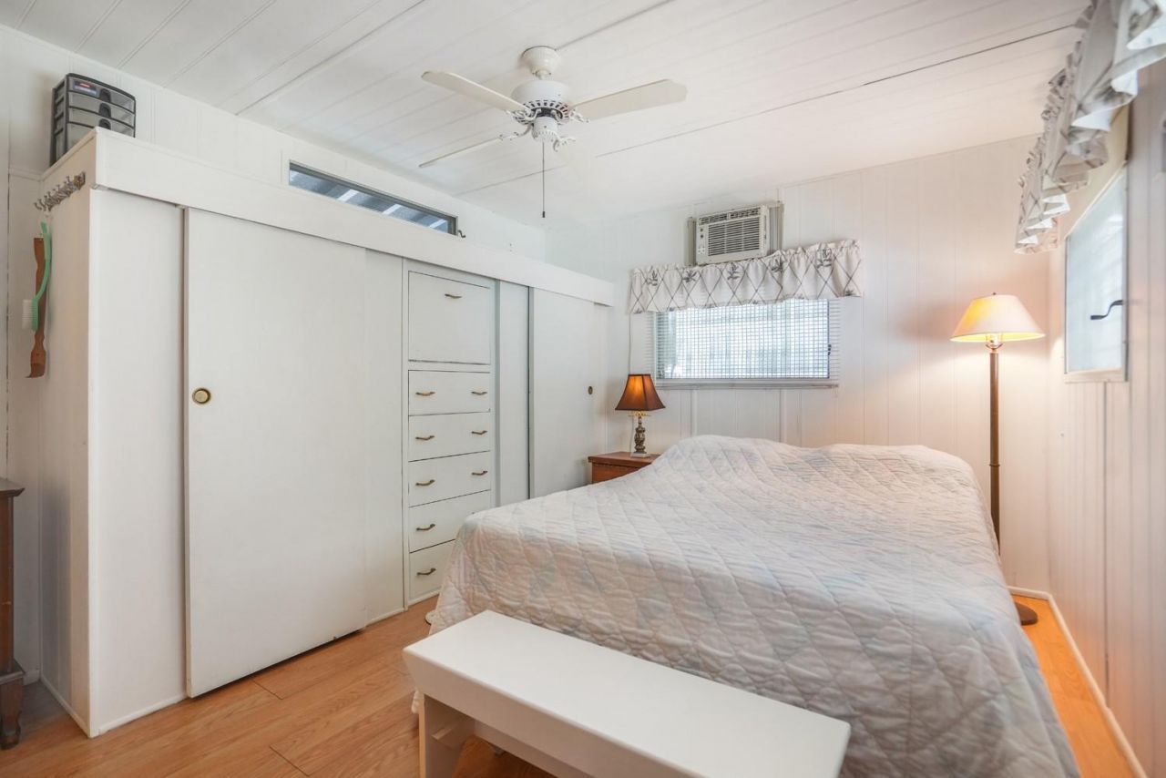 8573 SW 16th Street, Davie, FL 33324 Photo