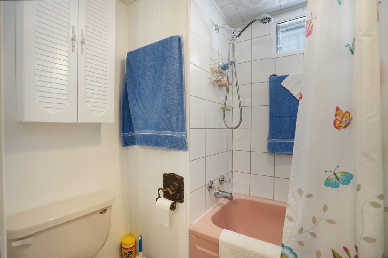 8573 SW 16th Street, Davie, FL 33324 Photo