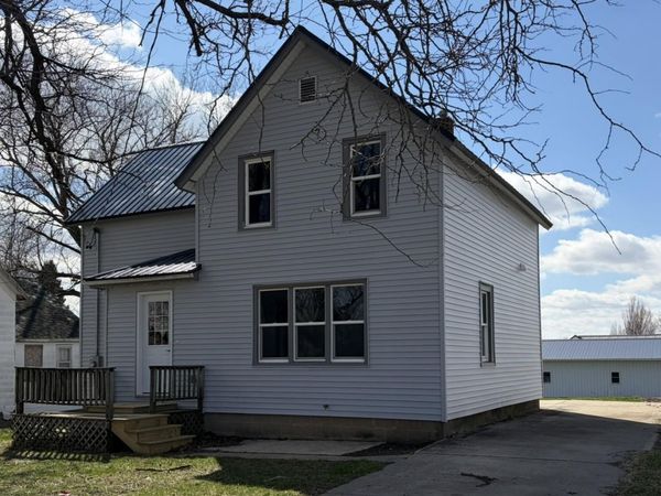 709 S Madison Street, Wellsburg, IA 50680