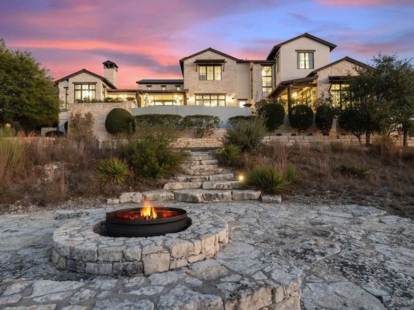 12625 Maidenhair LN, Unit 27, Bee Cave, TX 78738