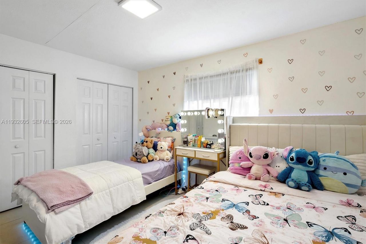 722 SW 8th St, Hallandale Beach, FL 33009 Photo