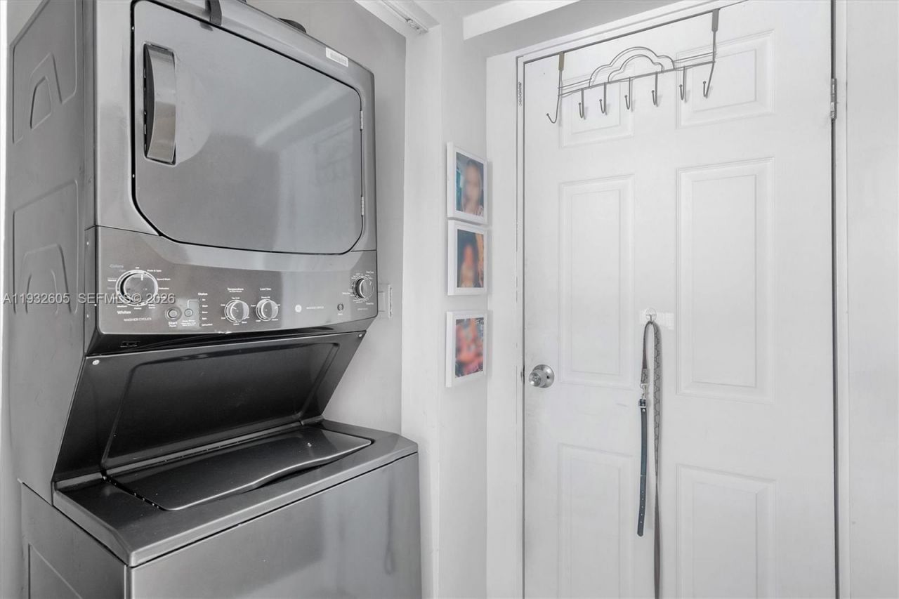 722 SW 8th St, Hallandale Beach, FL 33009 Photo