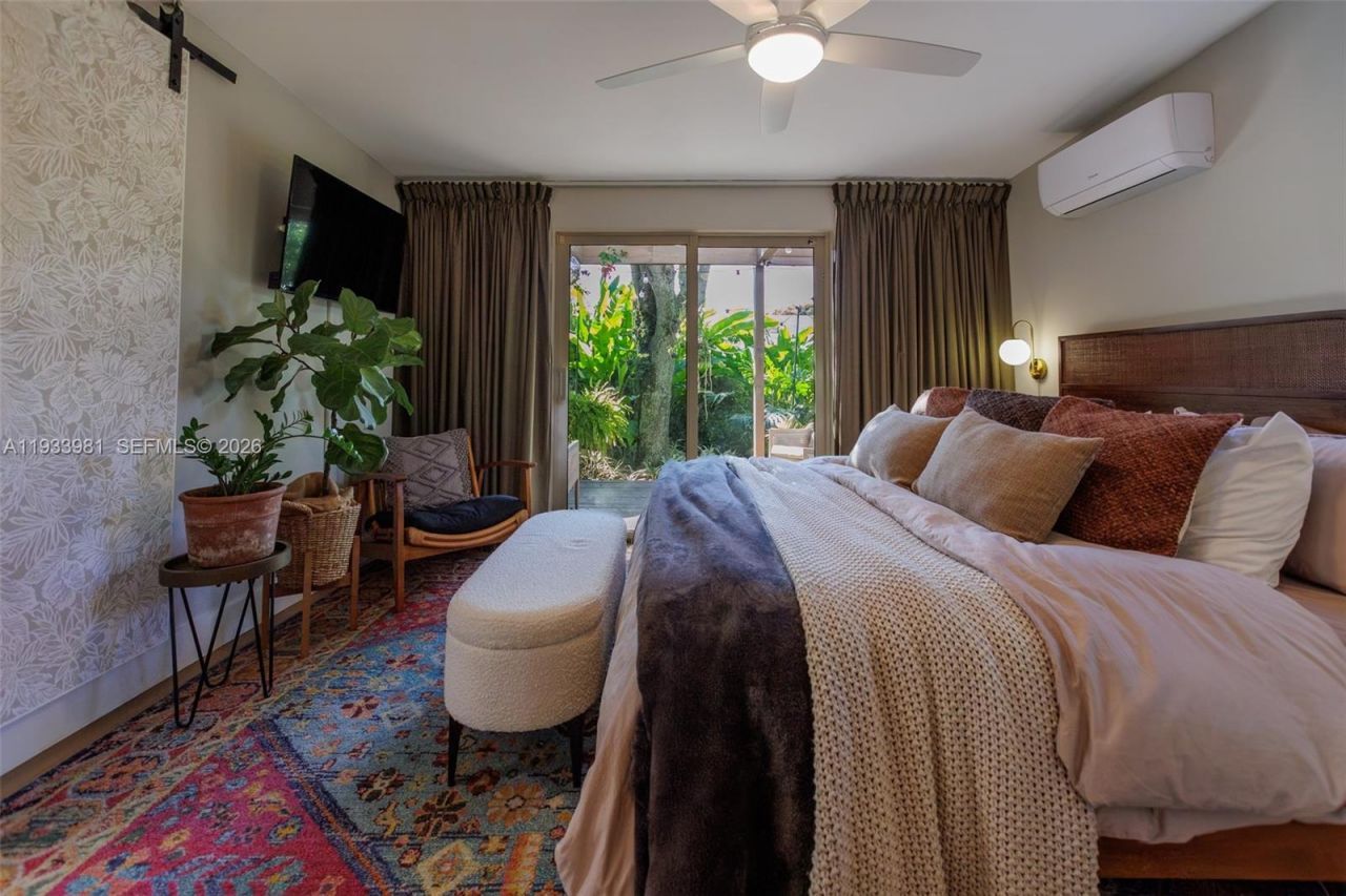 734 NW 75th St, Miami, FL 33150 Photo