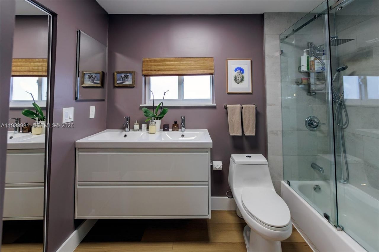 734 NW 75th St, Miami, FL 33150 Photo