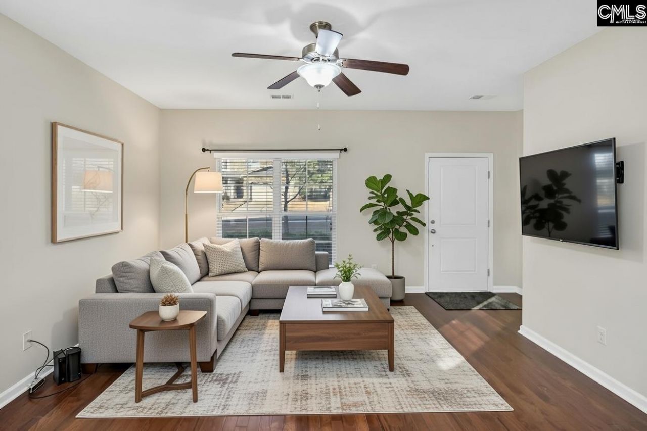 135 Bonhill Dr Photo 10