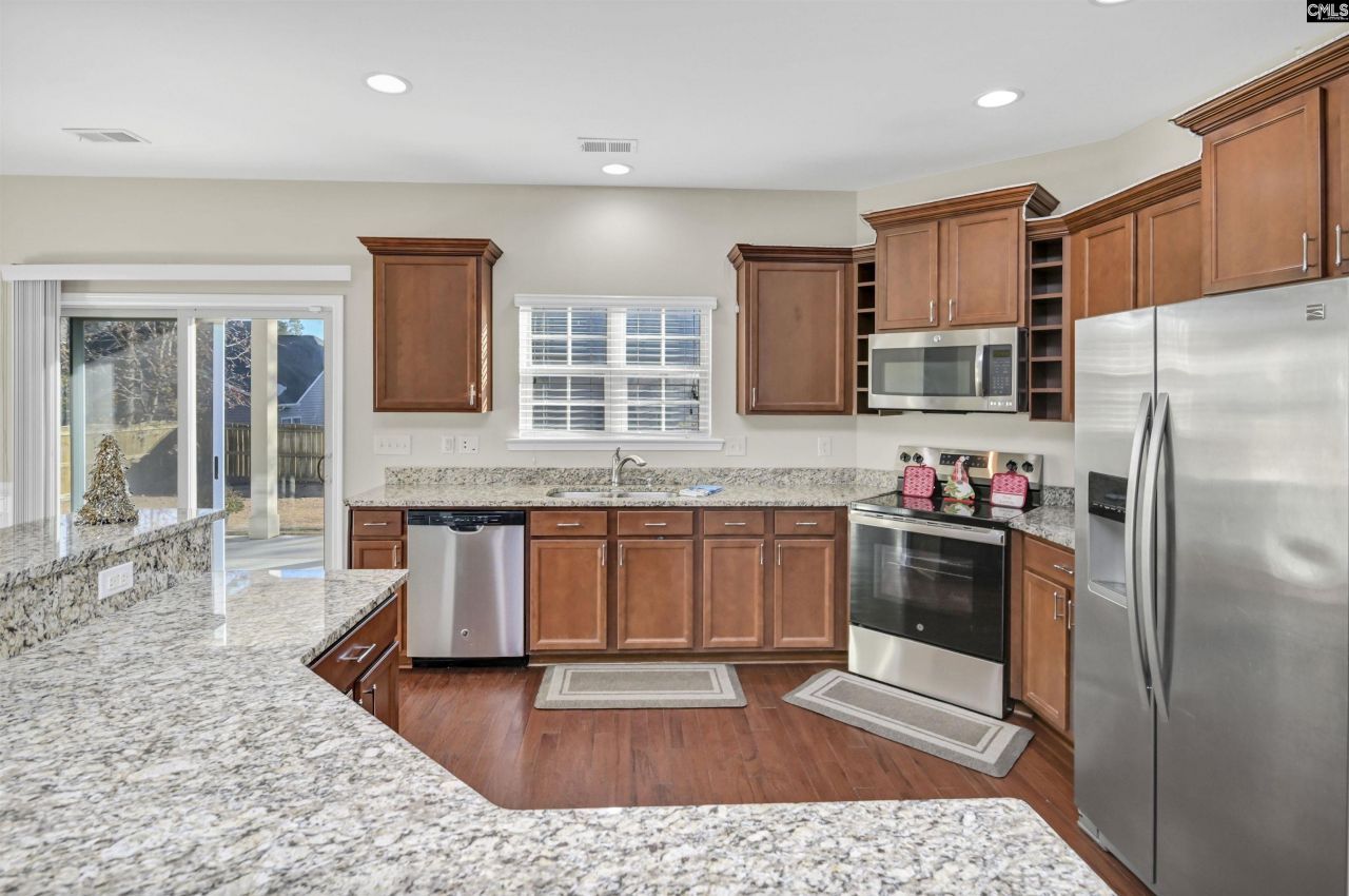 135 Bonhill Dr Photo 17