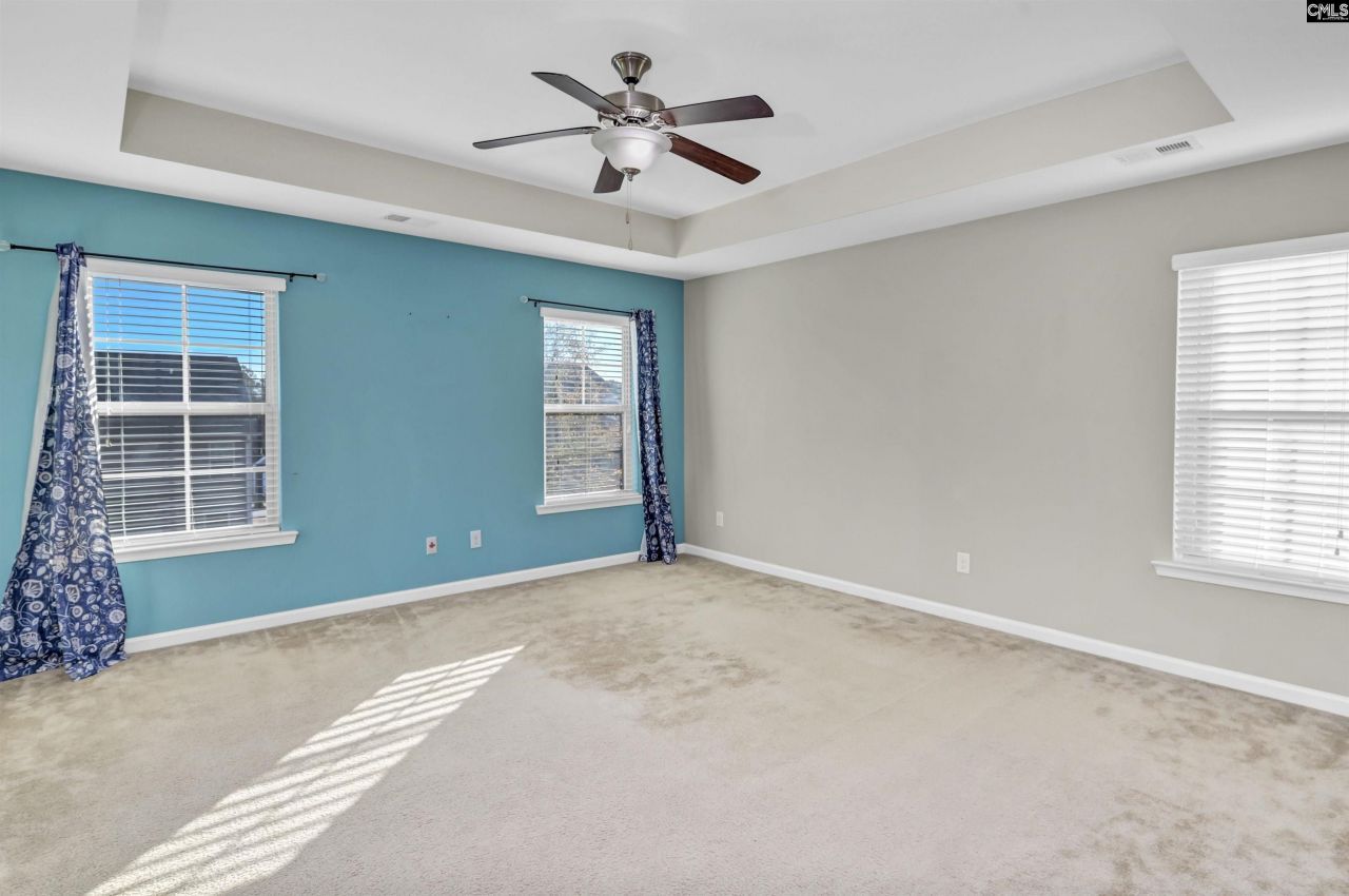 135 Bonhill Dr Photo 34