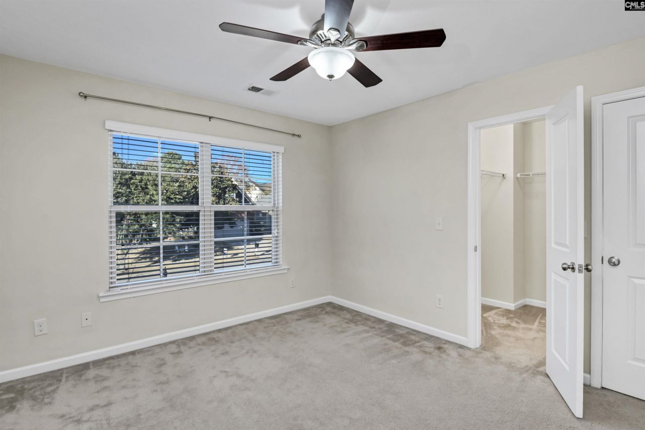 135 Bonhill Dr Photo 45