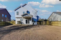 135 Bonhill Dr photo 4