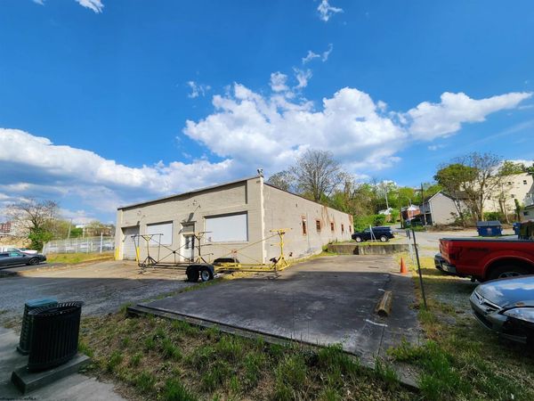 145 Clay, Morgantown, WV 26505