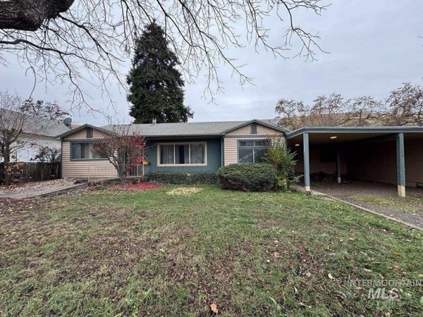 326 7th Street, Lapwai, ID 83540