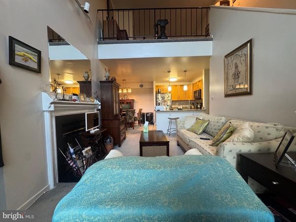 10122 HELLINGLY PLACE, Unit 293, MONTGOMERY VILLAGE, MD 20886