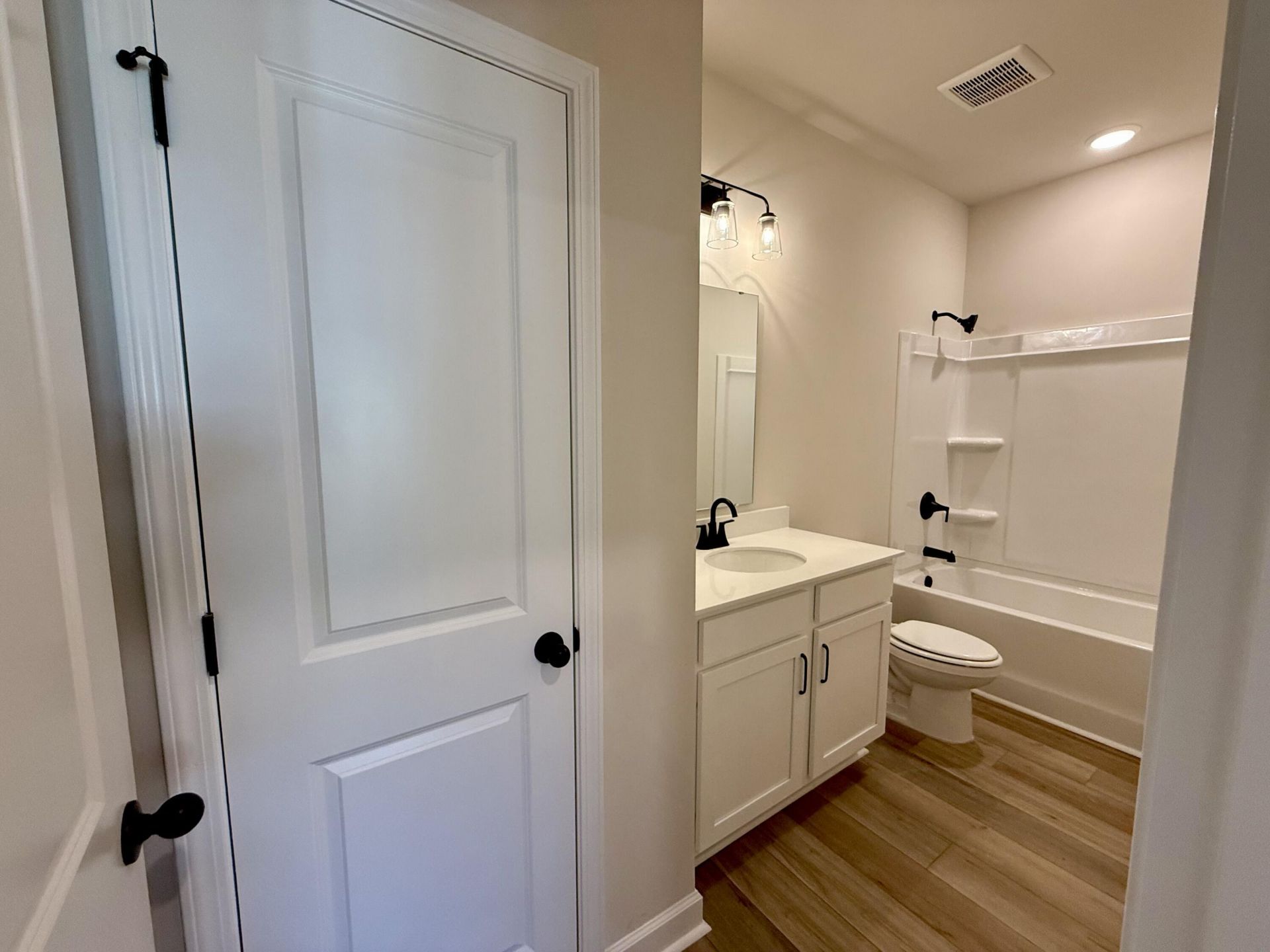 5250 Cottage Landing Drive Photo 15