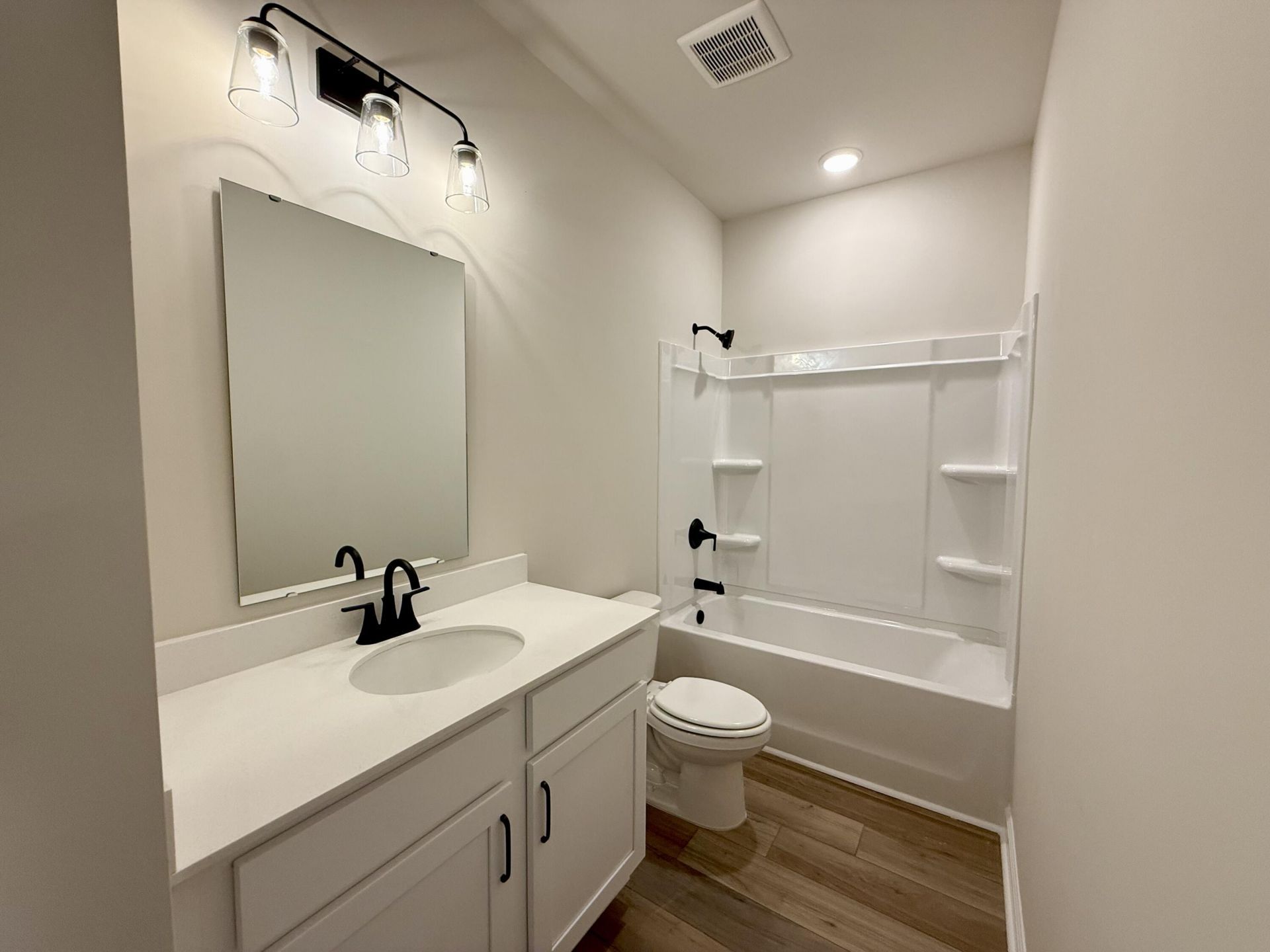 5250 Cottage Landing Drive Photo 16