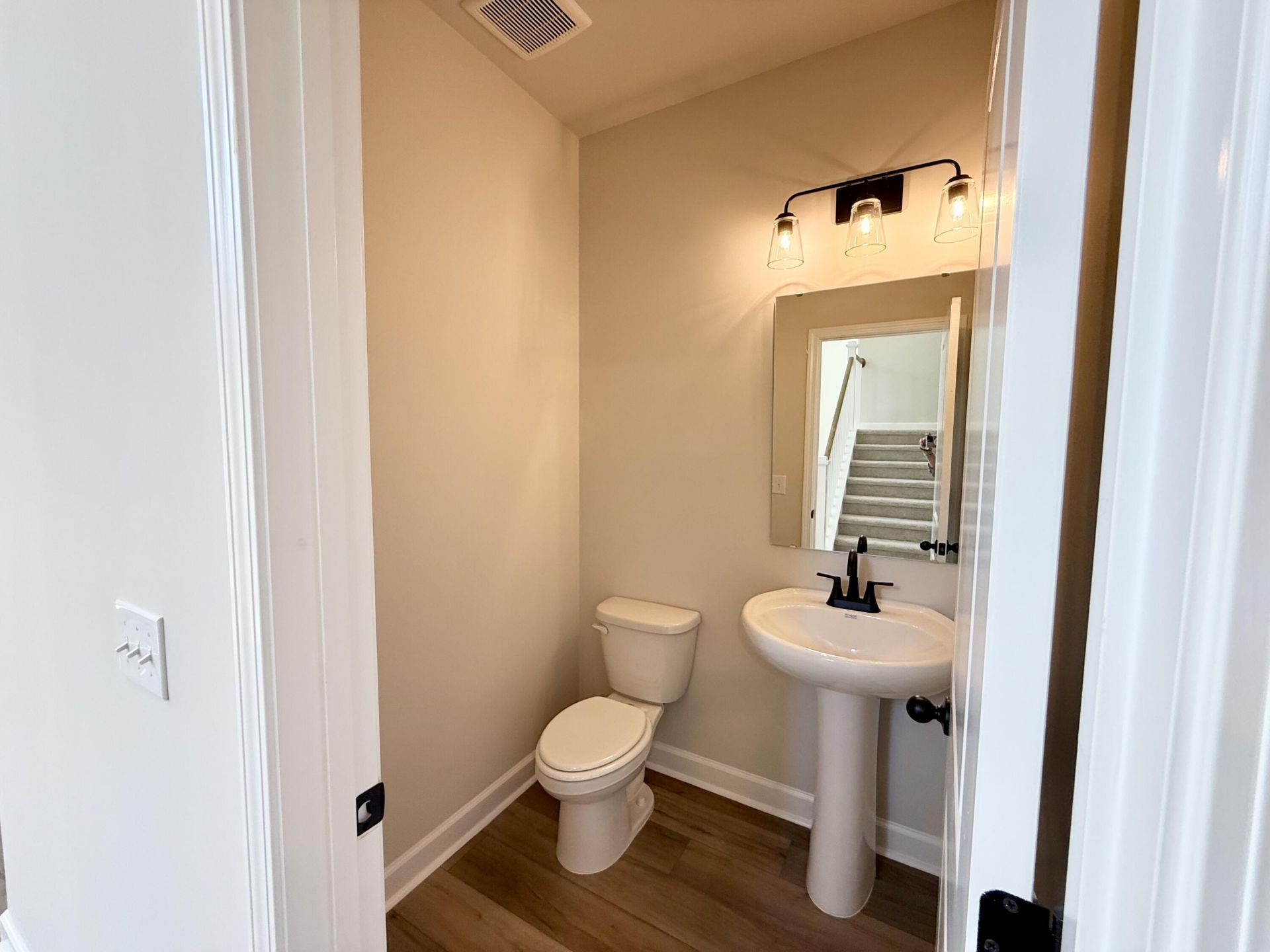 5250 Cottage Landing Drive Photo 31