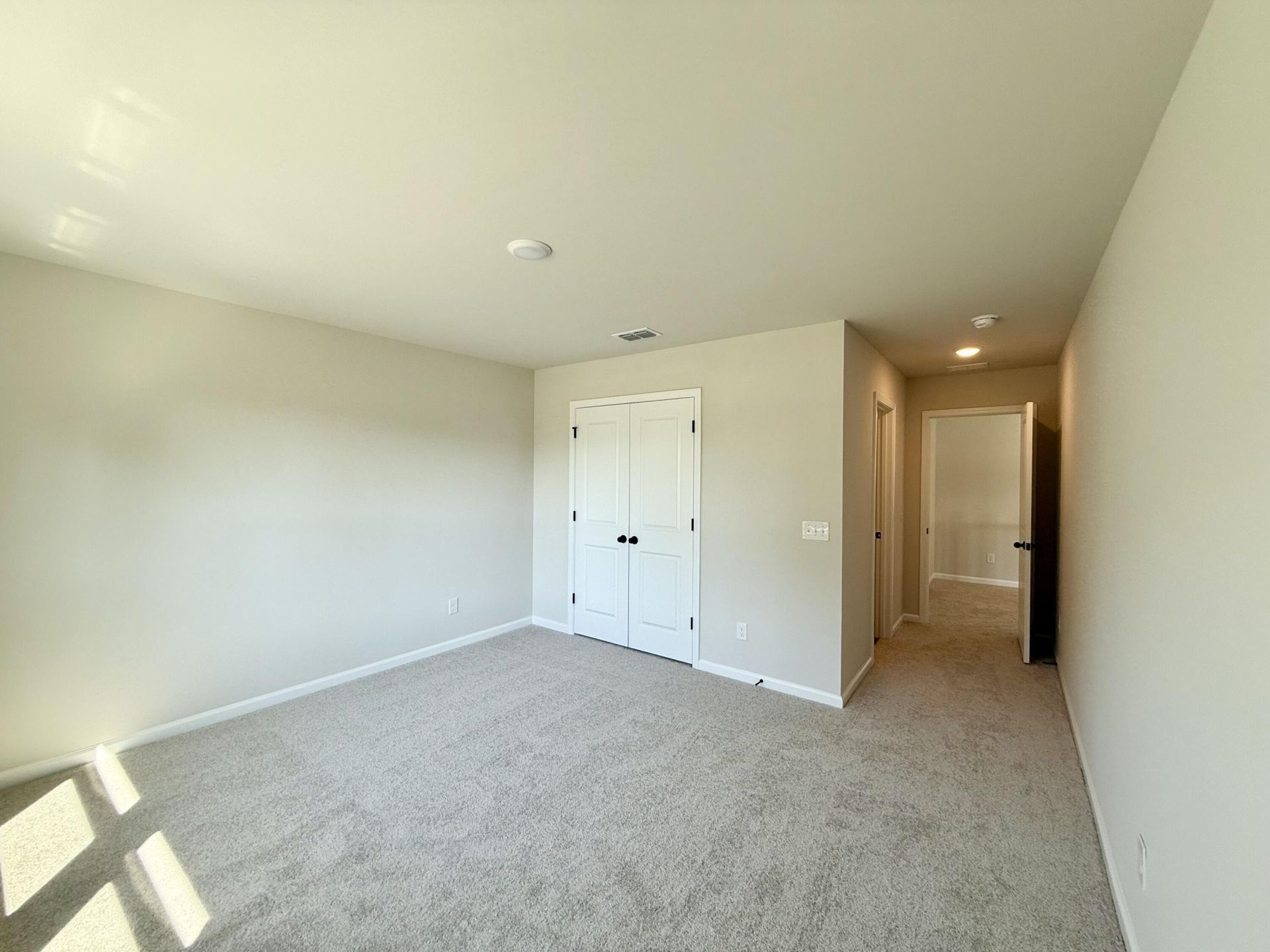 5250 Cottage Landing Drive Photo 33