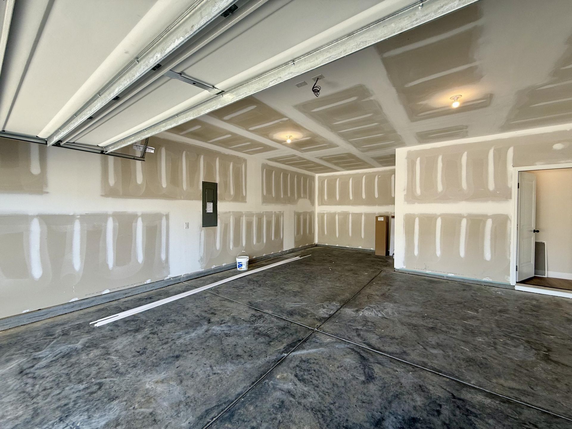 5250 Cottage Landing Drive Photo 9