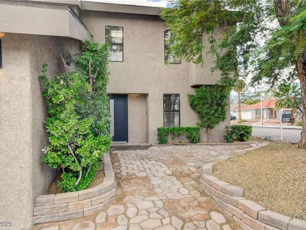 1312 Oak Tree Lane, Las Vegas, NV 89108