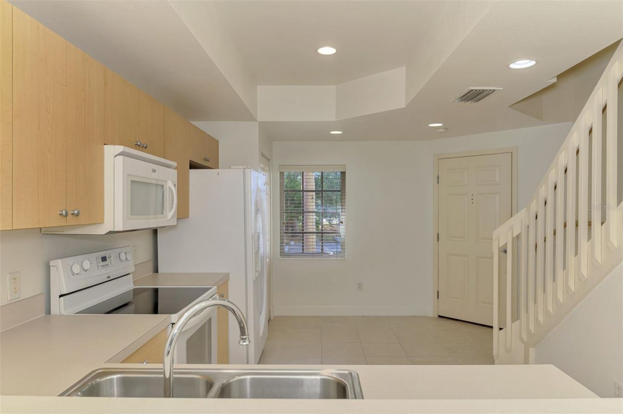 1246 Rio De Janeiro Avenue, Unit 510, Punta Gorda, FL 33983 Photo