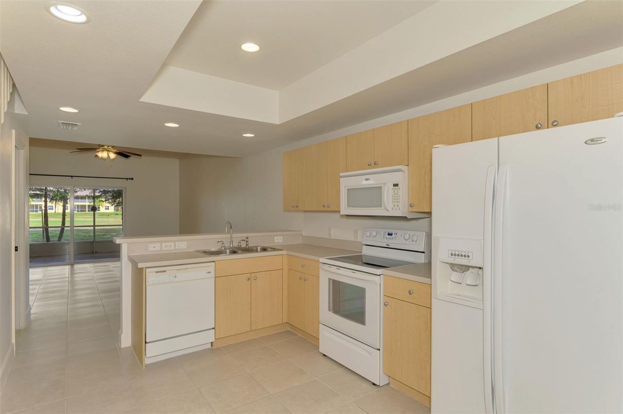 1246 Rio De Janeiro Avenue, Unit 510, Punta Gorda, FL 33983 Photo