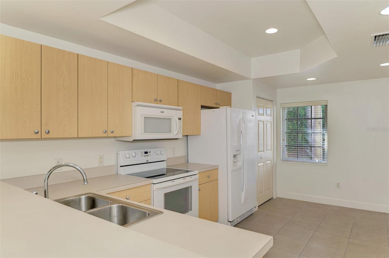 1246 Rio De Janeiro Avenue, Unit 510, Punta Gorda, FL 33983 Photo