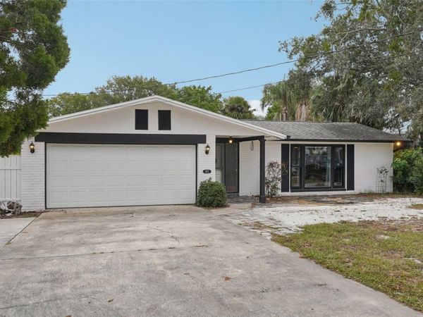 907 S FLORIDA AVENUE, TARPON SPRINGS, FL 34689