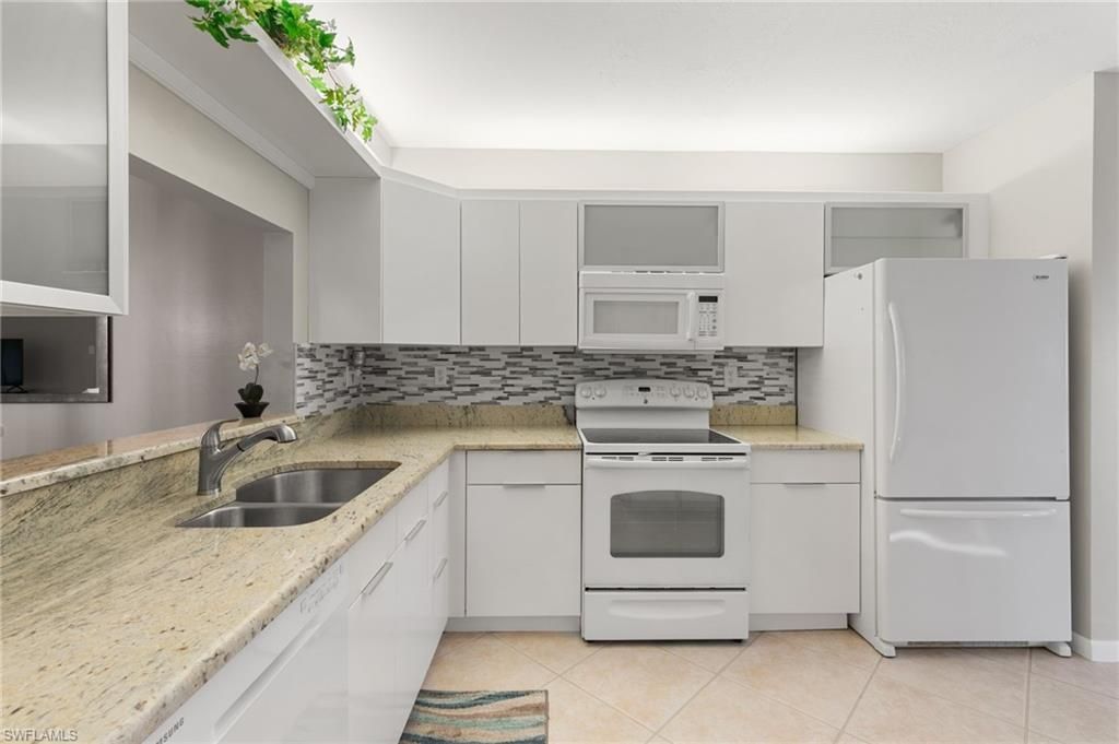 1828 Kings Lake Blvd, Unit 103, Naples, FL 34112 Photo