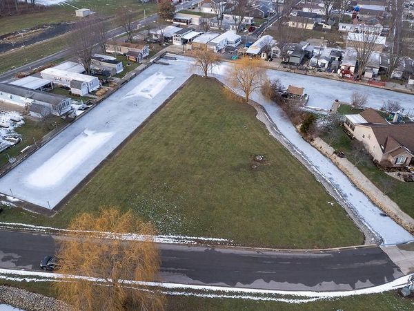 5401 Robert Road, Celina, OH 45822