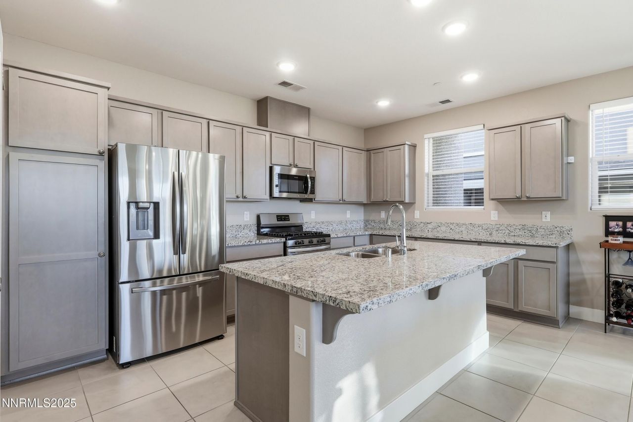 3601 Pulsar Lane, Unit 2, Carson City, NV 89705 Photo