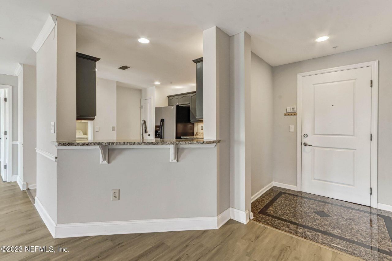 400 E Bay Street, Unit 504, Jacksonville, FL 32202 Photo