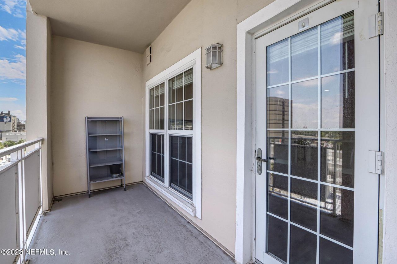 400 E Bay Street, Unit 504, Jacksonville, FL 32202 Photo