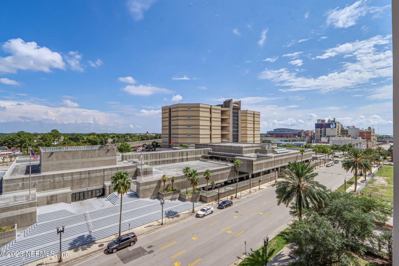 400 E Bay Street, Unit 504, Jacksonville, FL 32202 Photo