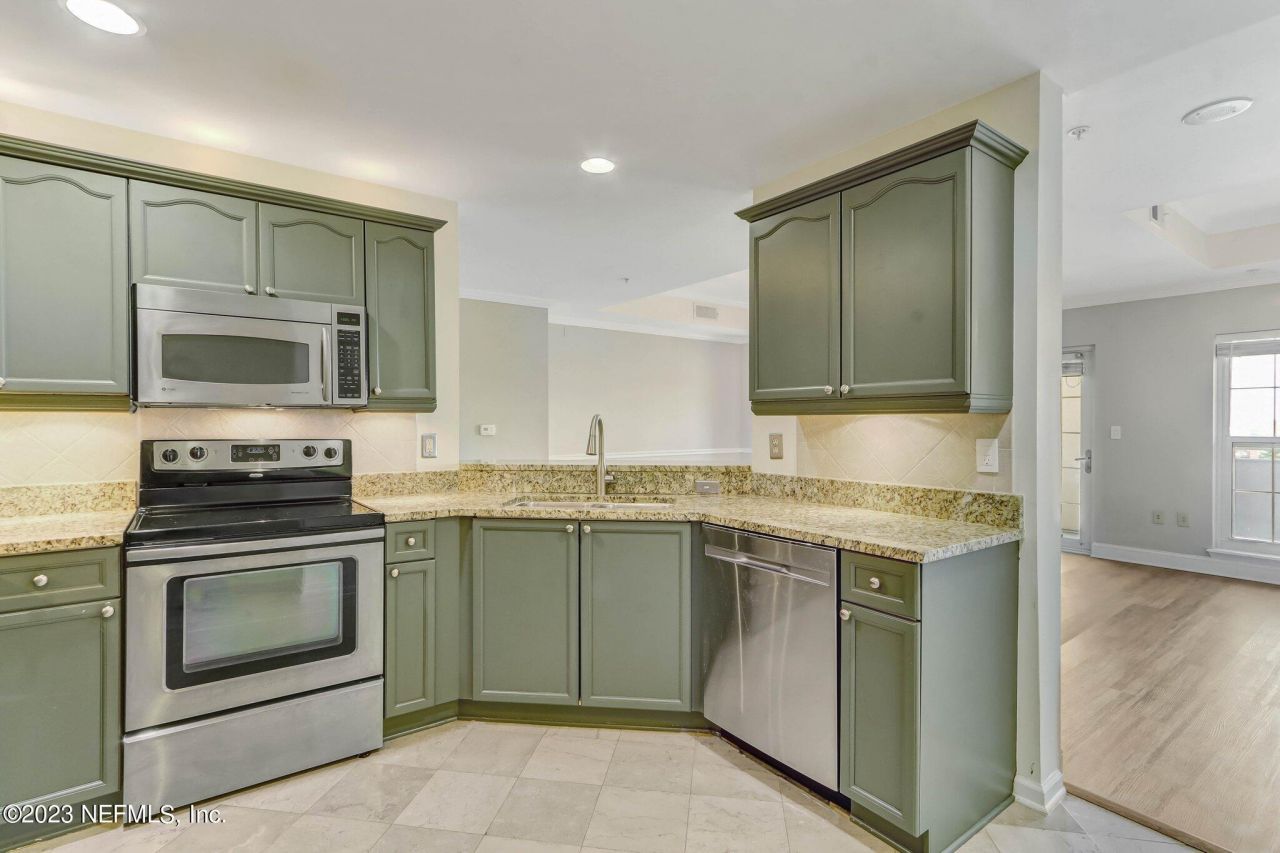 400 E Bay Street, Unit 504, Jacksonville, FL 32202 Photo