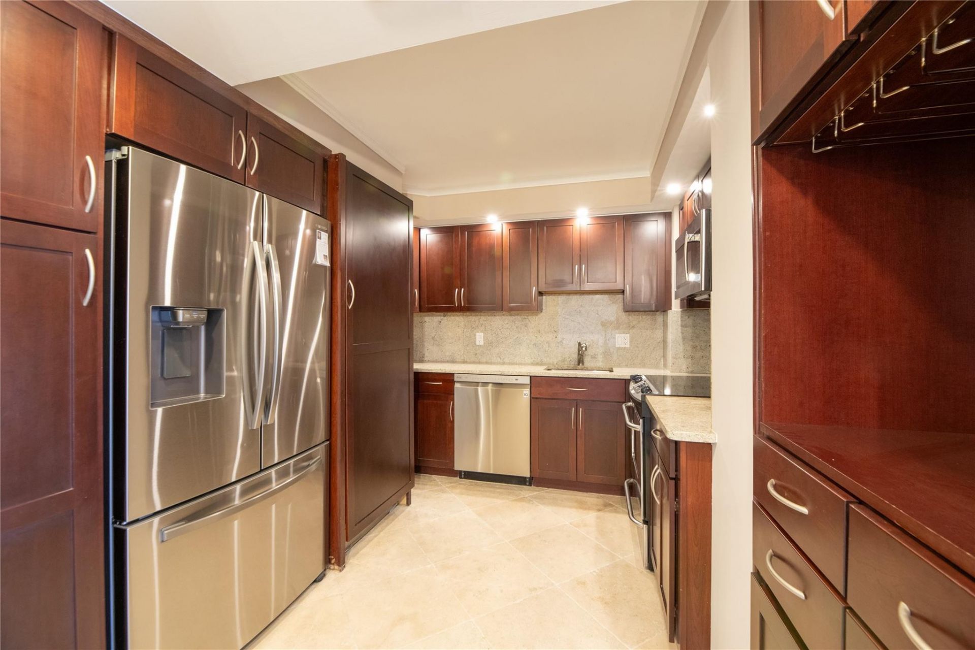 1 Las Olas Circle, Unit 605, Fort Lauderdale, FL 33316 Photo