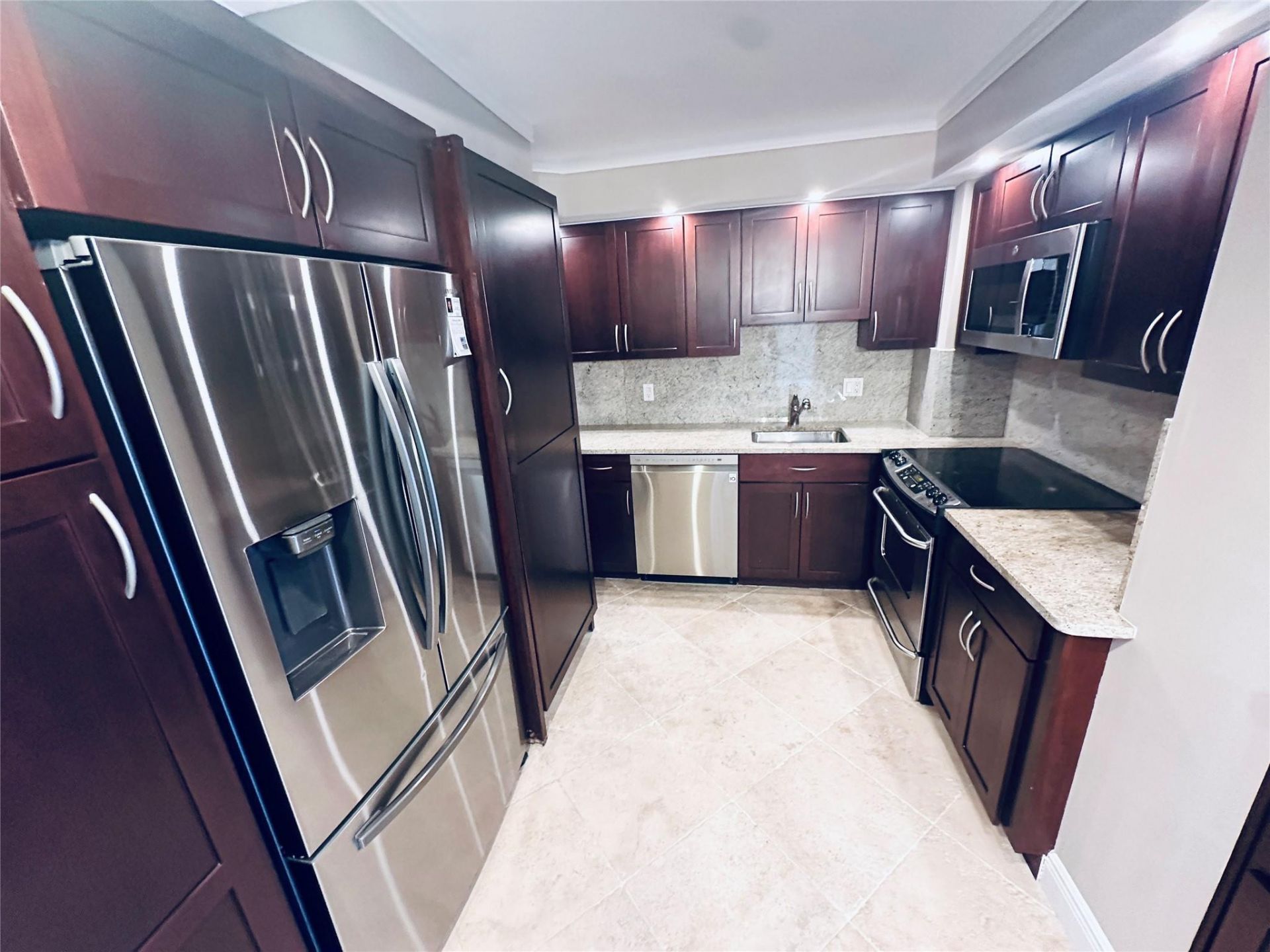 1 Las Olas Circle, Unit 605, Fort Lauderdale, FL 33316 Photo