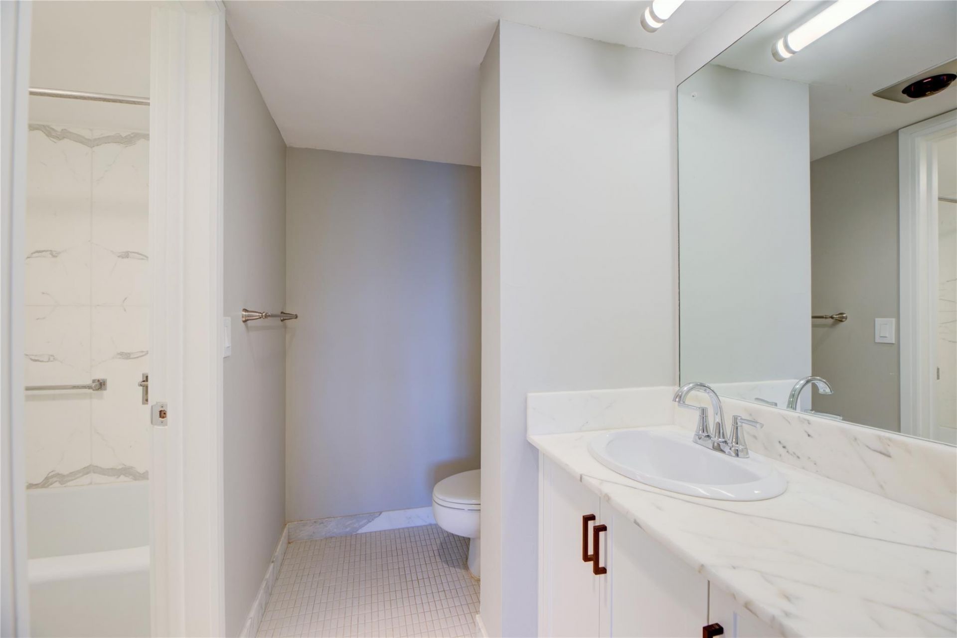 1 Las Olas Circle, Unit 605, Fort Lauderdale, FL 33316 Photo