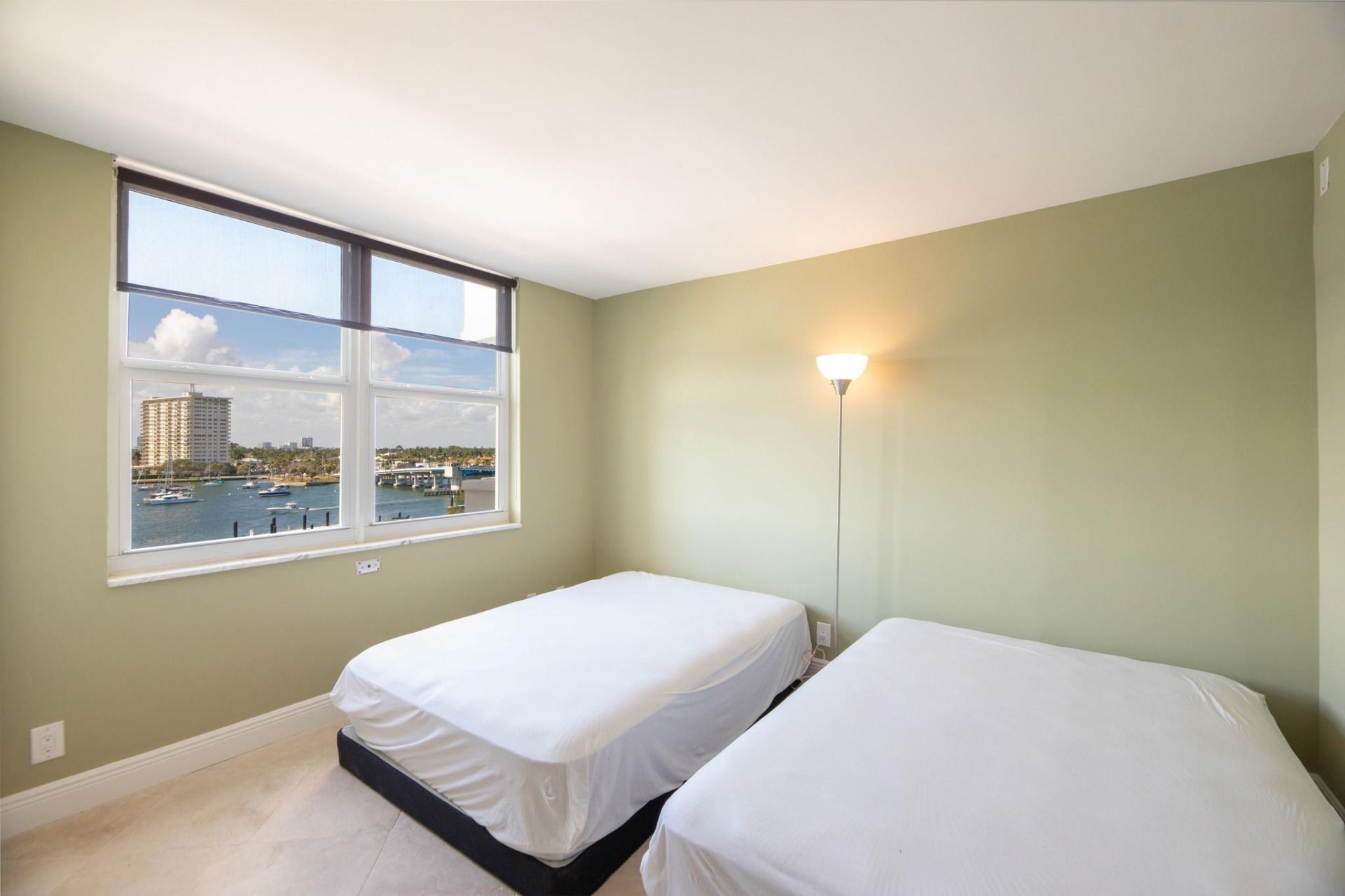 1 Las Olas Circle, Unit 605, Fort Lauderdale, FL 33316 Photo