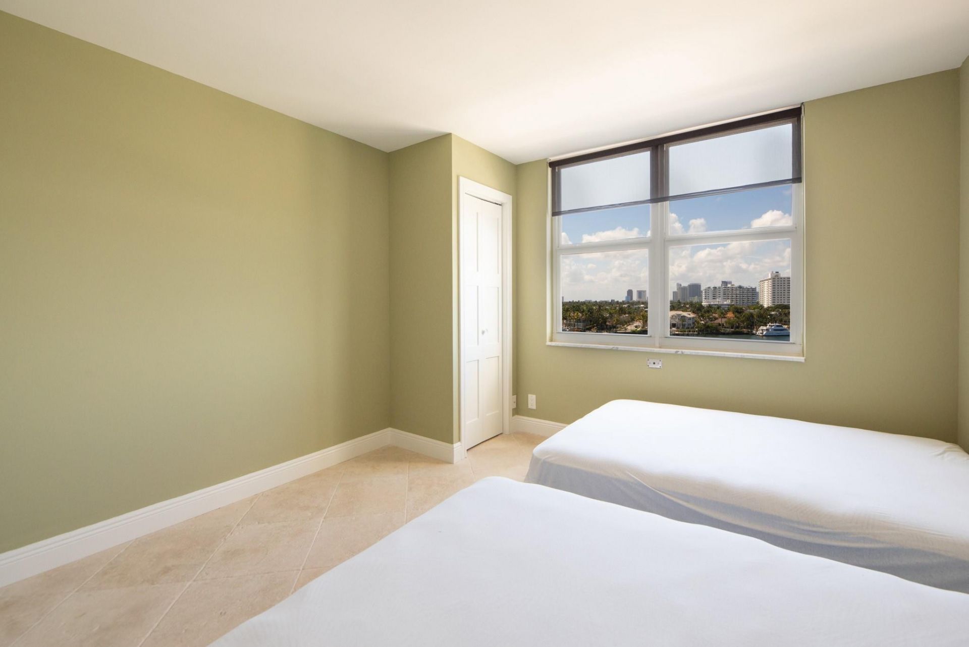 1 Las Olas Circle, Unit 605, Fort Lauderdale, FL 33316 Photo