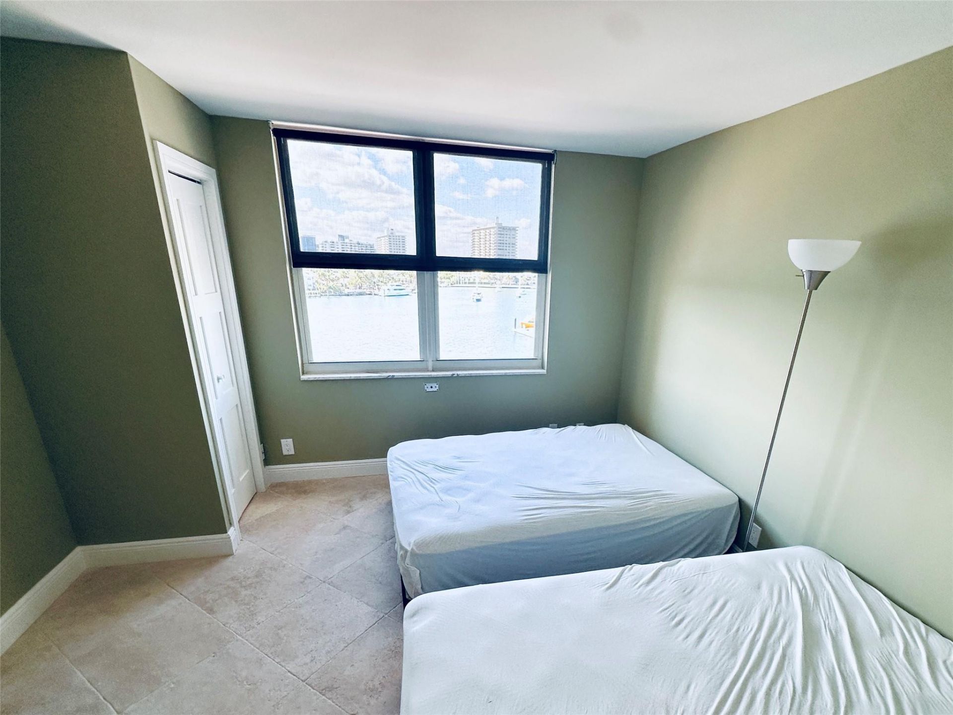 1 Las Olas Circle, Unit 605, Fort Lauderdale, FL 33316 Photo