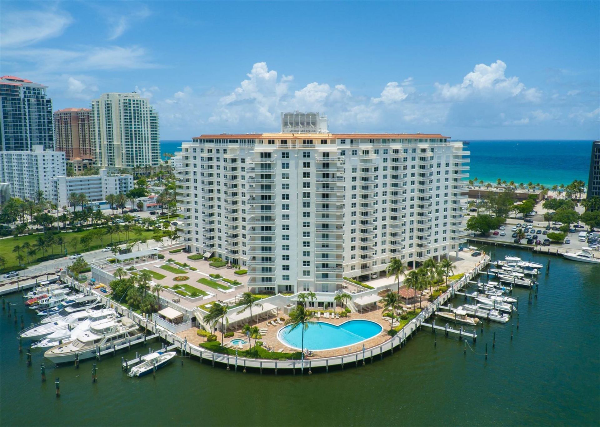 1 Las Olas Circle, Unit 605, Fort Lauderdale, FL 33316 Photo