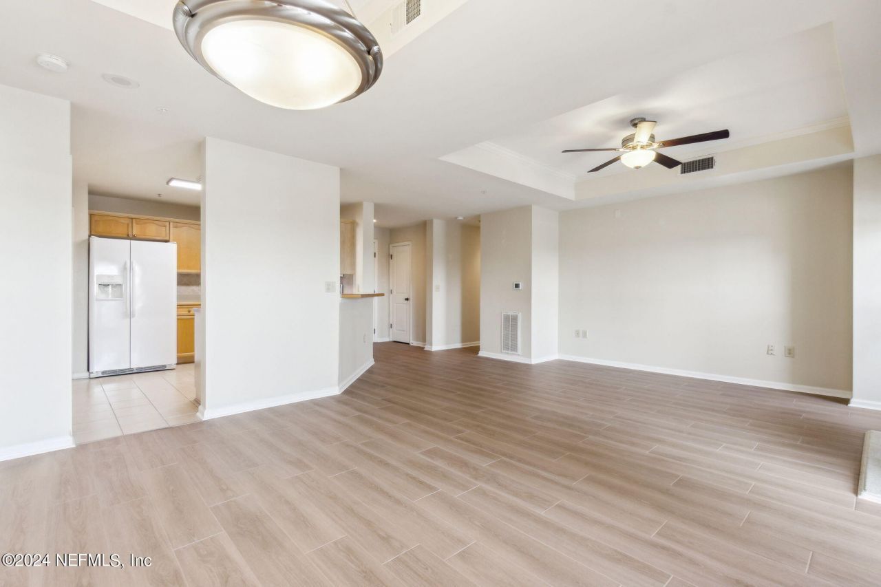 400 E Bay Street, Unit 604, Jacksonville, FL 32202 Photo