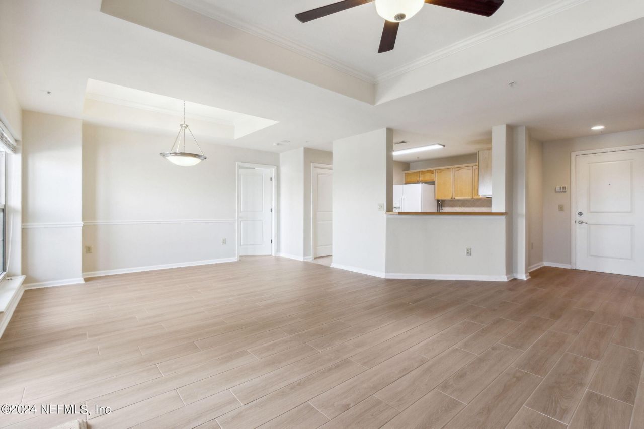 400 E Bay Street, Unit 604, Jacksonville, FL 32202 Photo