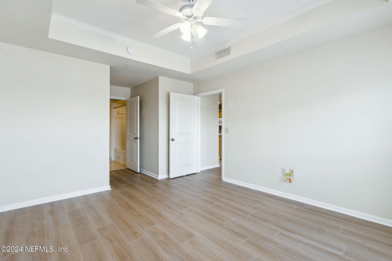 400 E Bay Street, Unit 604, Jacksonville, FL 32202 Photo