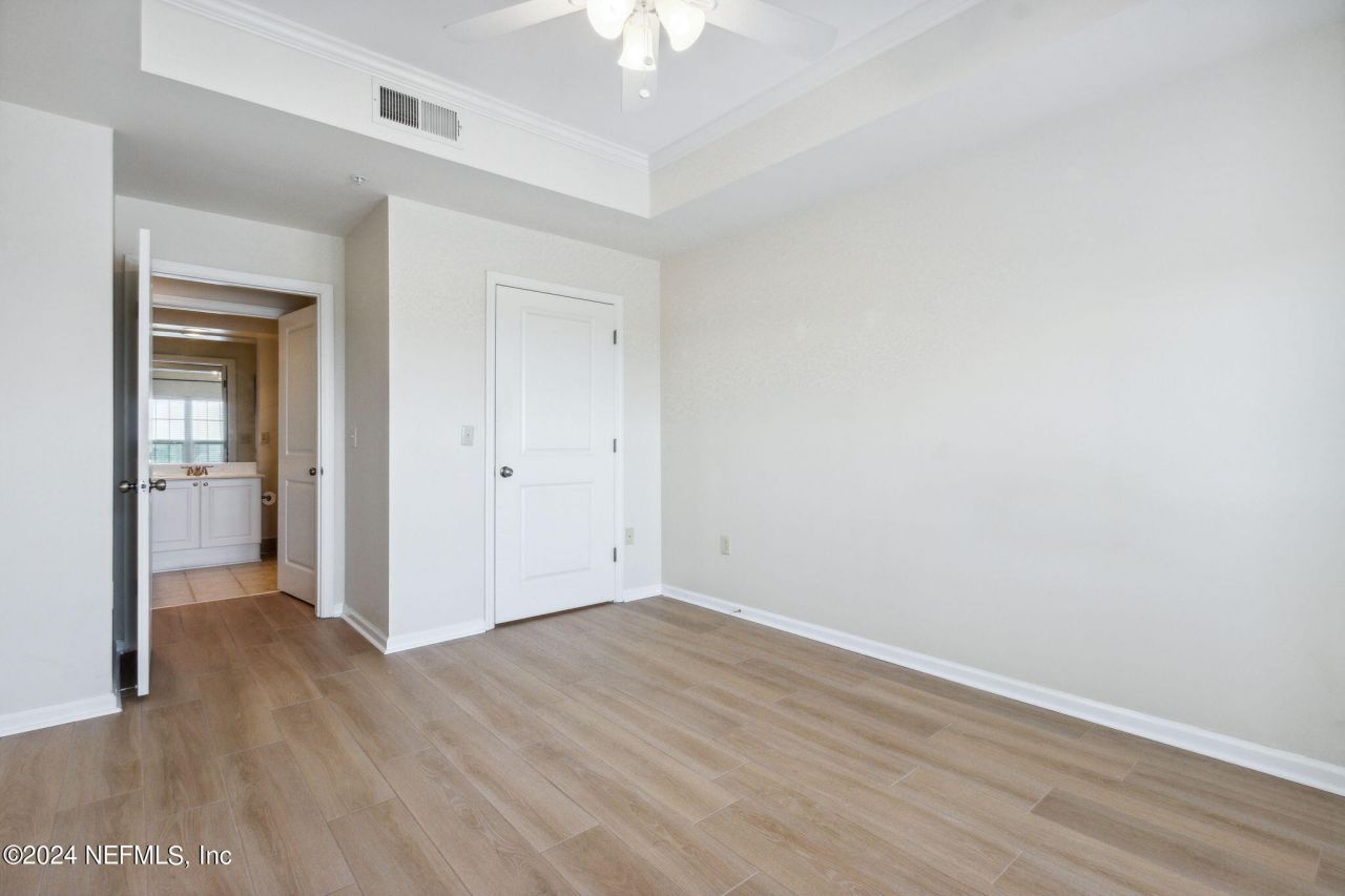 400 E Bay Street, Unit 604, Jacksonville, FL 32202 Photo