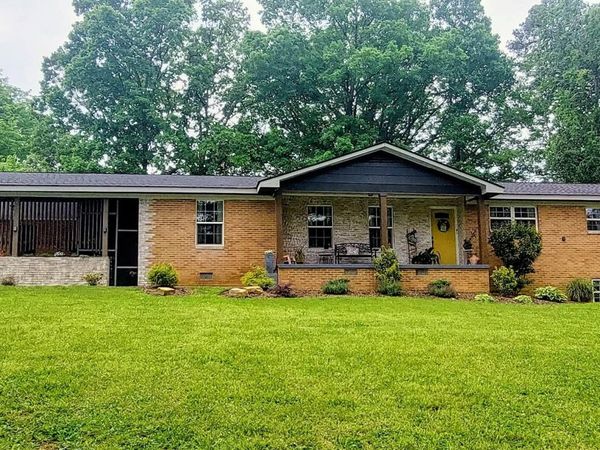 1600 Ridgeview Street SE, Cleveland, TN 37323