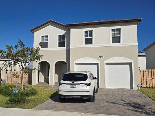 13357 SW 274th St, Unit Side, Naranja, FL 33032