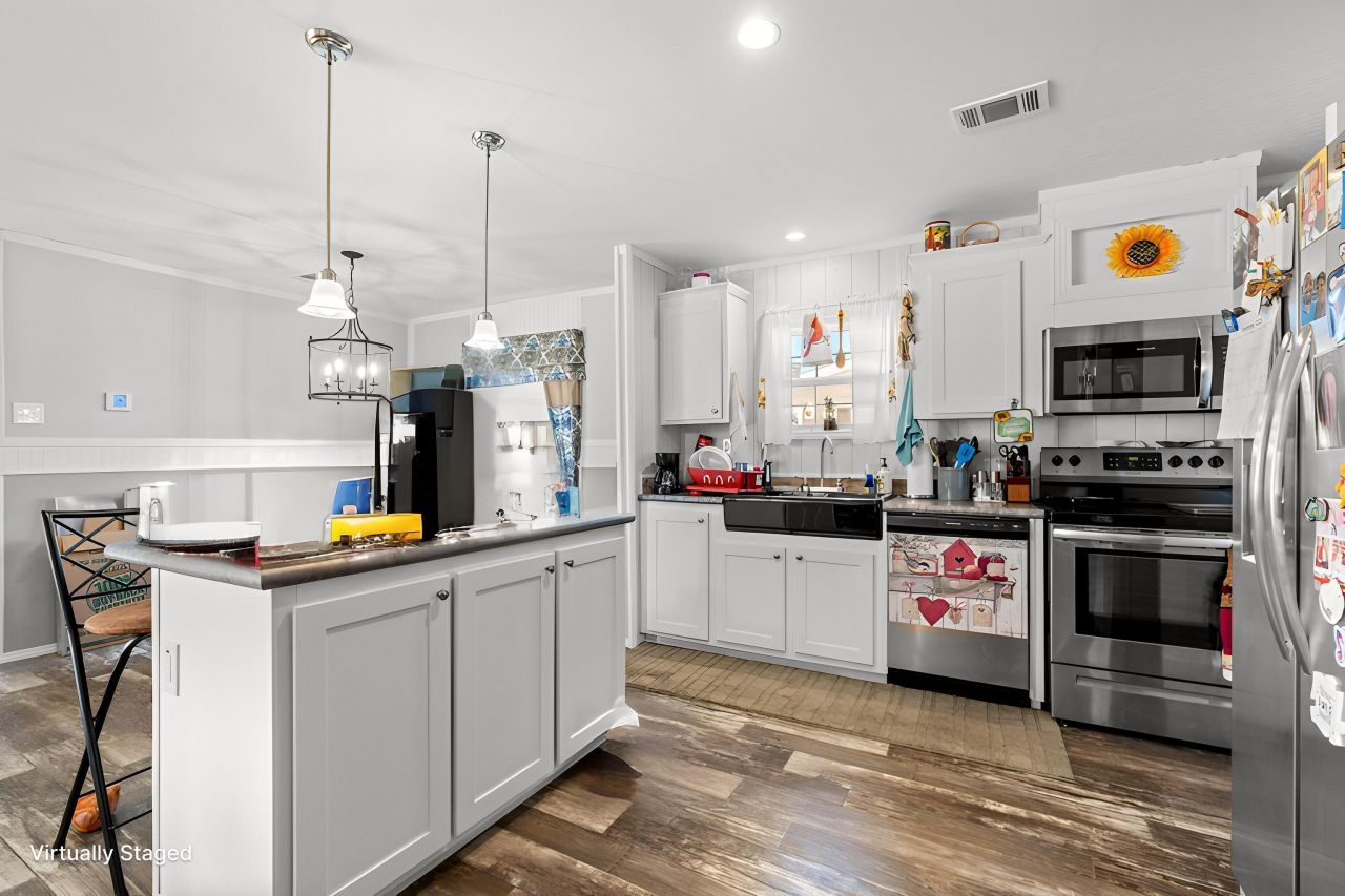 227 Air Stream Dr. Photo 9